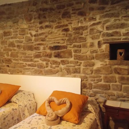 Agriturismo Il Regno Del Marrone Castel del Rio Exterior foto